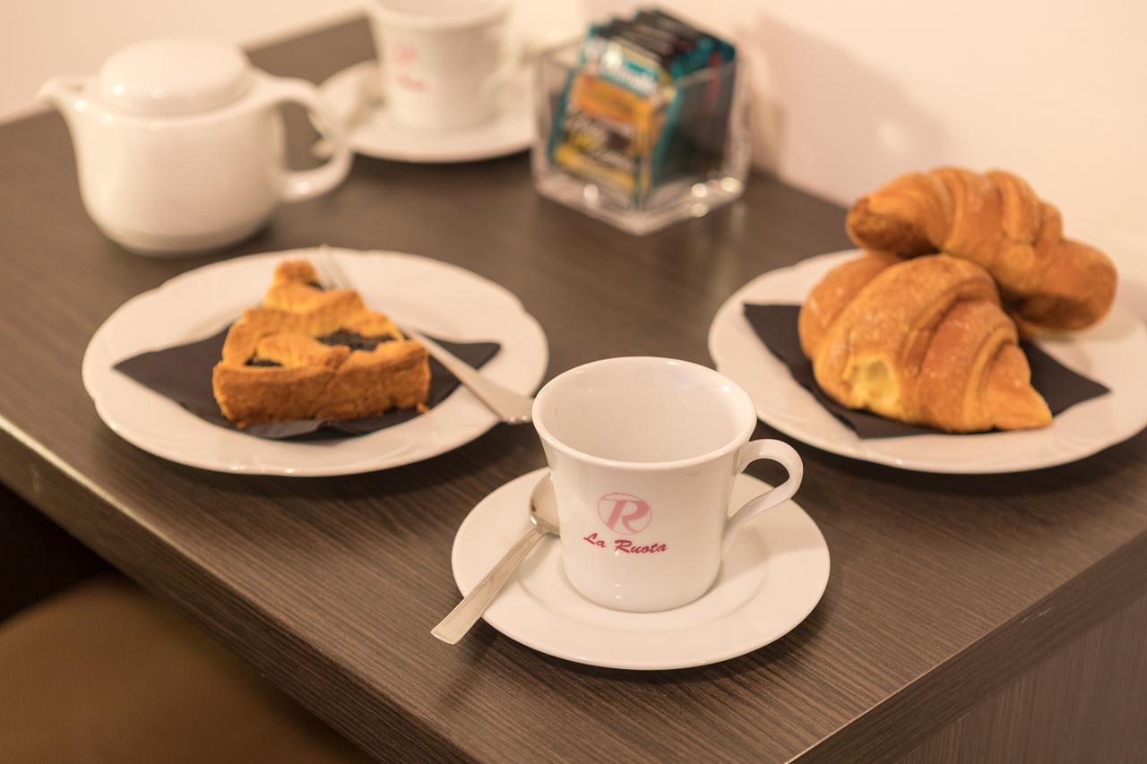 Hotel La Ruota Morbegno Zewnętrze zdjęcie